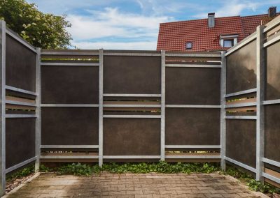 Karin Bayer | Projekte | Müllplatzeinfassung